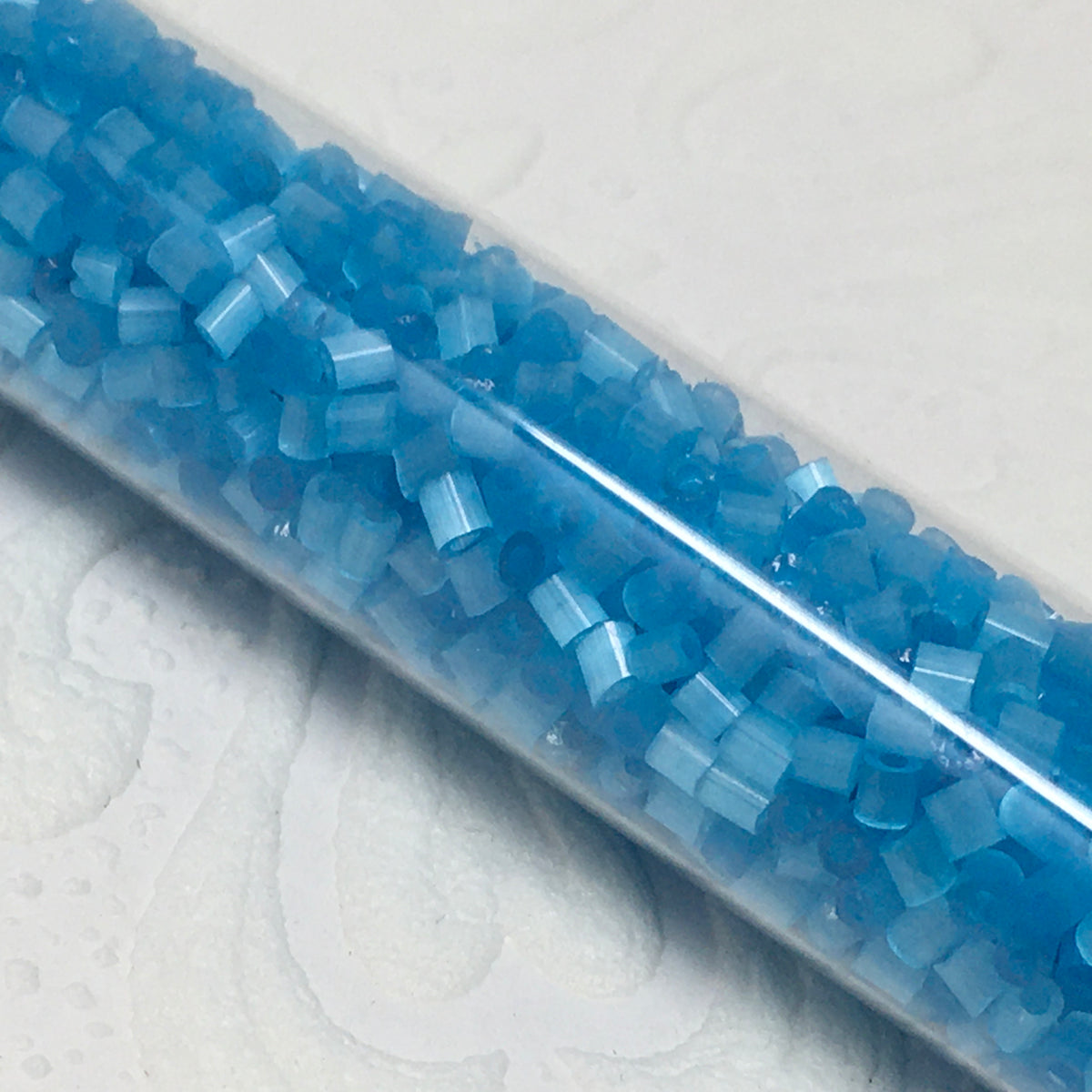 2mm Size 15/0 24g tube Cylindica Seed Beads Aqua