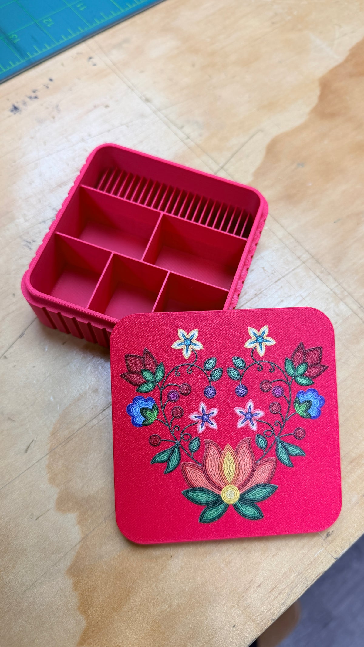 Jewelry box