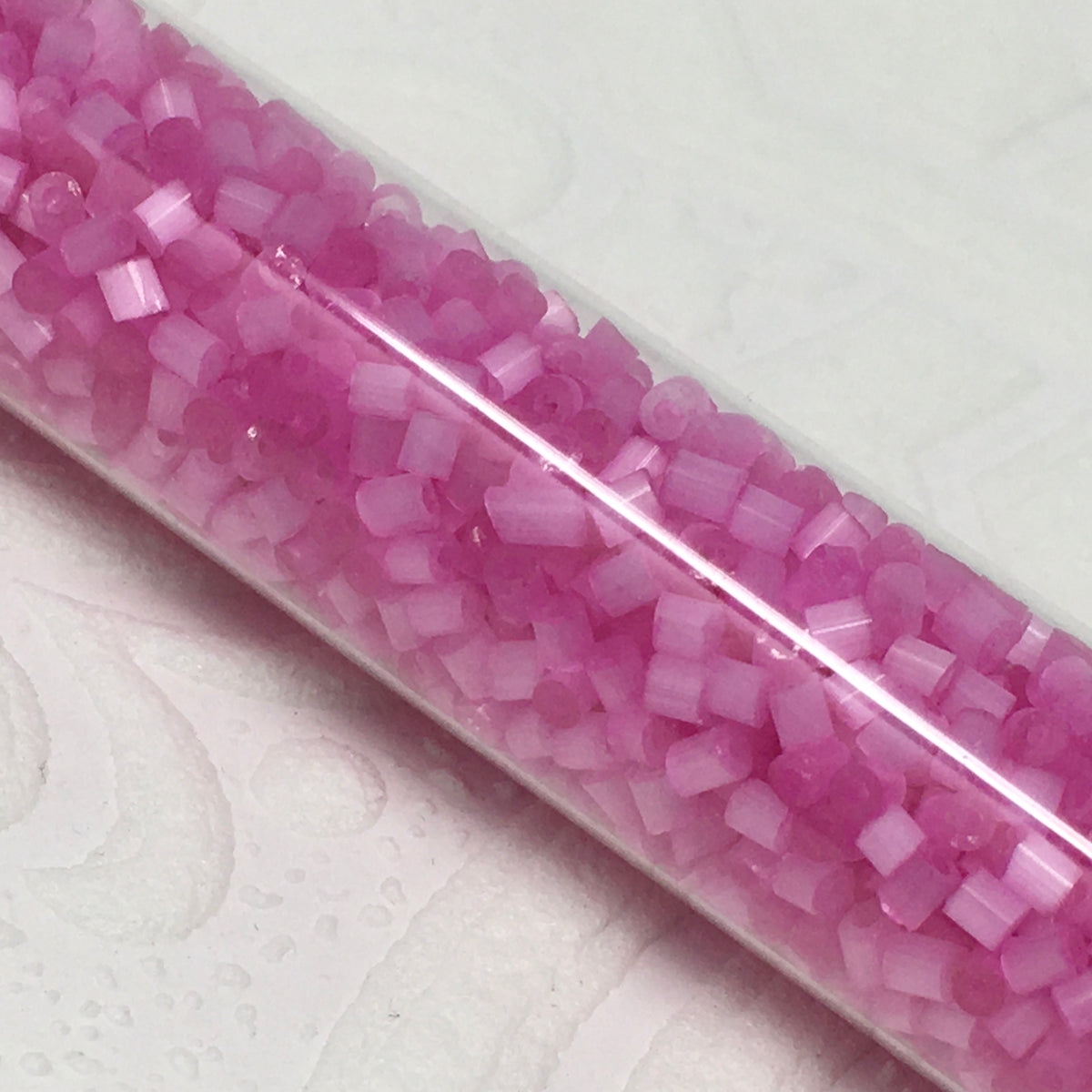 2mm Size 15/0 24g tube Cylindica Seed Beads Fuschia